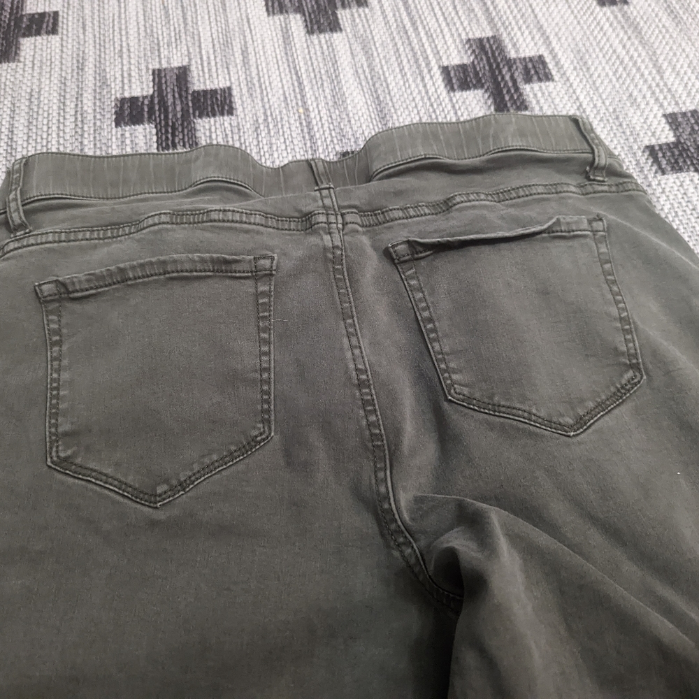 Isabel Maternity Crossover Panel Jeggings Olive Green Moto Pants - Picture 4 of 4